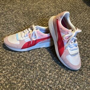 Puma RS-150 Pink and White Women’s SZ 7.5 US